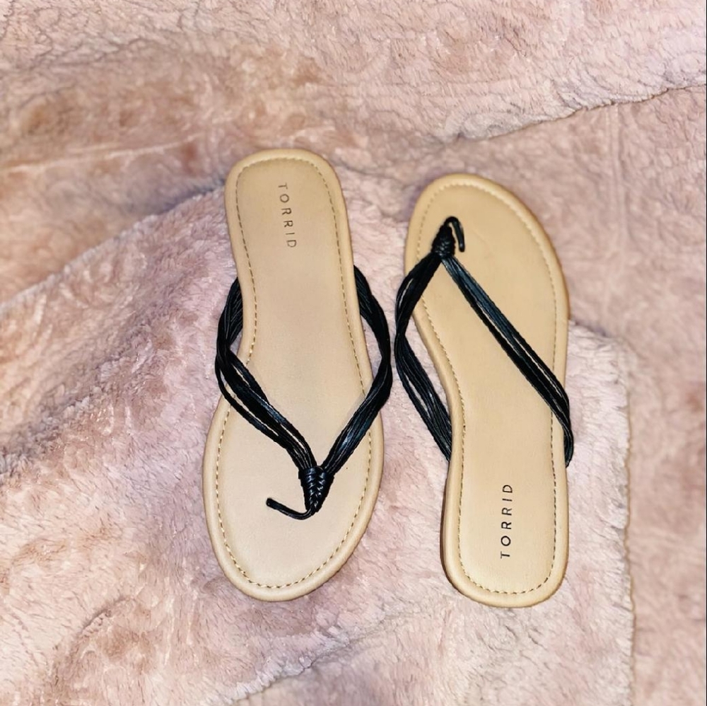 Black Faux Leather STRAPPY braided Sandal